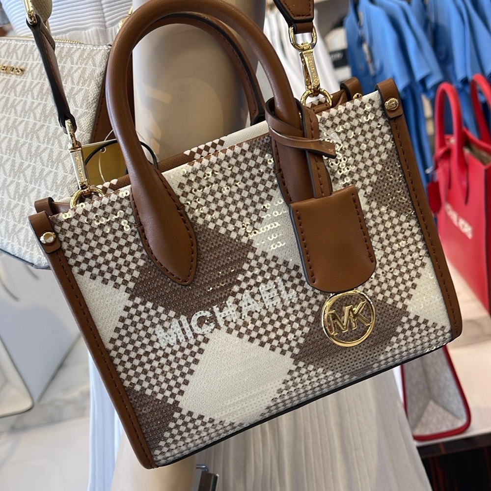 Michael Kors Mirella Extra-Small Logo Crossbody XBODY Shopper Bag
Luggage 
NWT - Picture 10 of 16